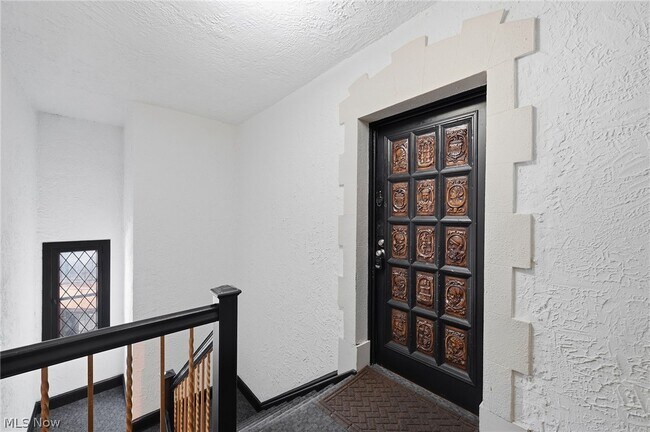 Building Photo - 11430 Cedar Glen Pkwy