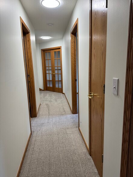 Building Photo - 18699 Dylan Dr