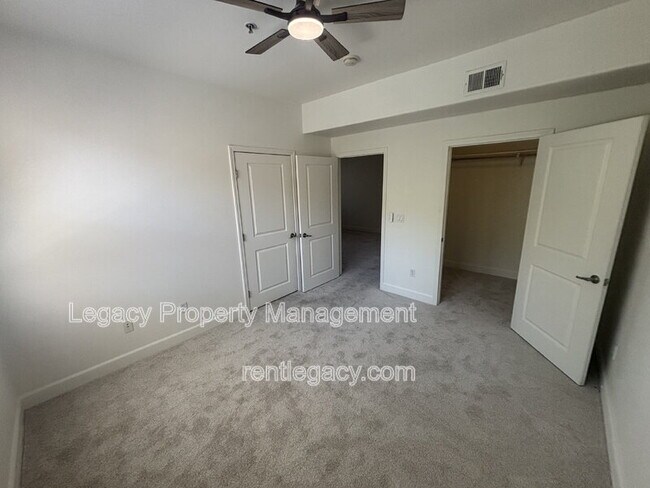 Building Photo - 1501 Secret Ravine Pkwy