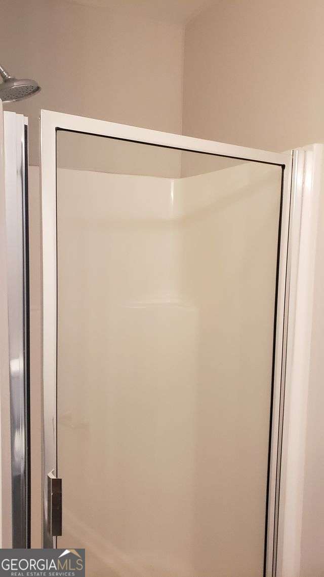 Building Photo - 701 Walnut Woods Dr