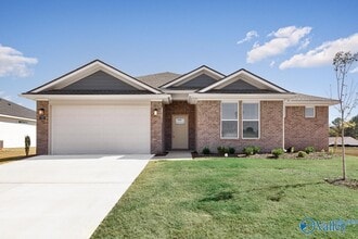 Building Photo - 103 Evergreen Ml Ln