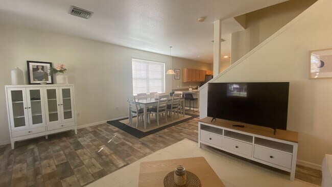 Building Photo - Prime Sarasota Seasonal Rental — Lakeside Mediterranean Gem