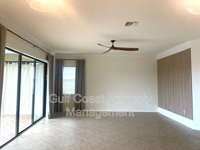 Building Photo - 10485 Crooked Crk Dr