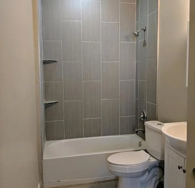 Building Photo - 1014 N 32nd St