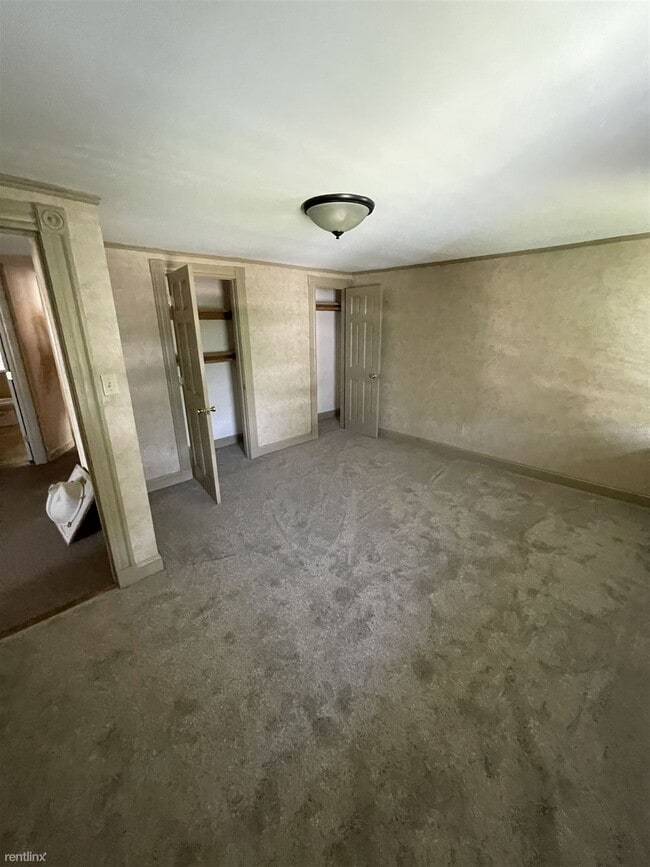 Building Photo - 2 br, 1 bath Duplex - 26 Shepard St 2