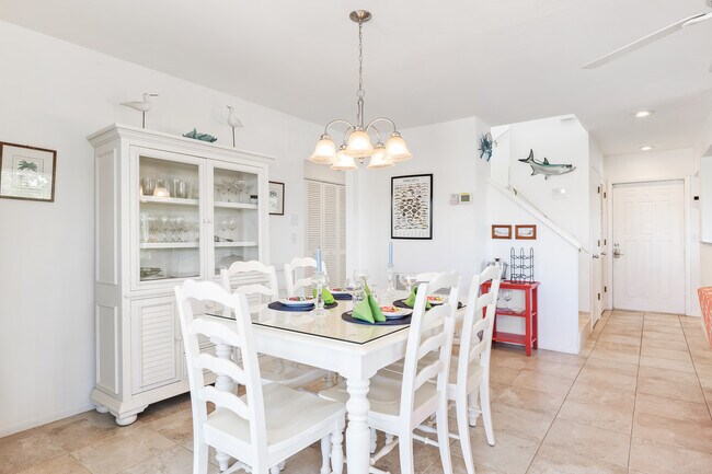 Building Photo - 405 Luke St