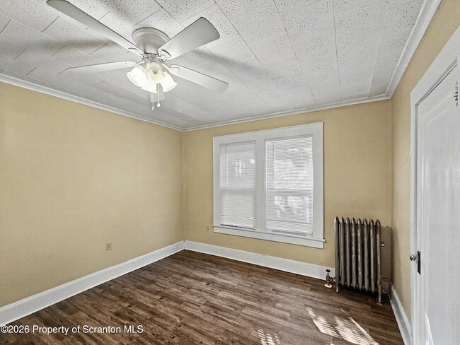 Building Photo - 1614 Linden St