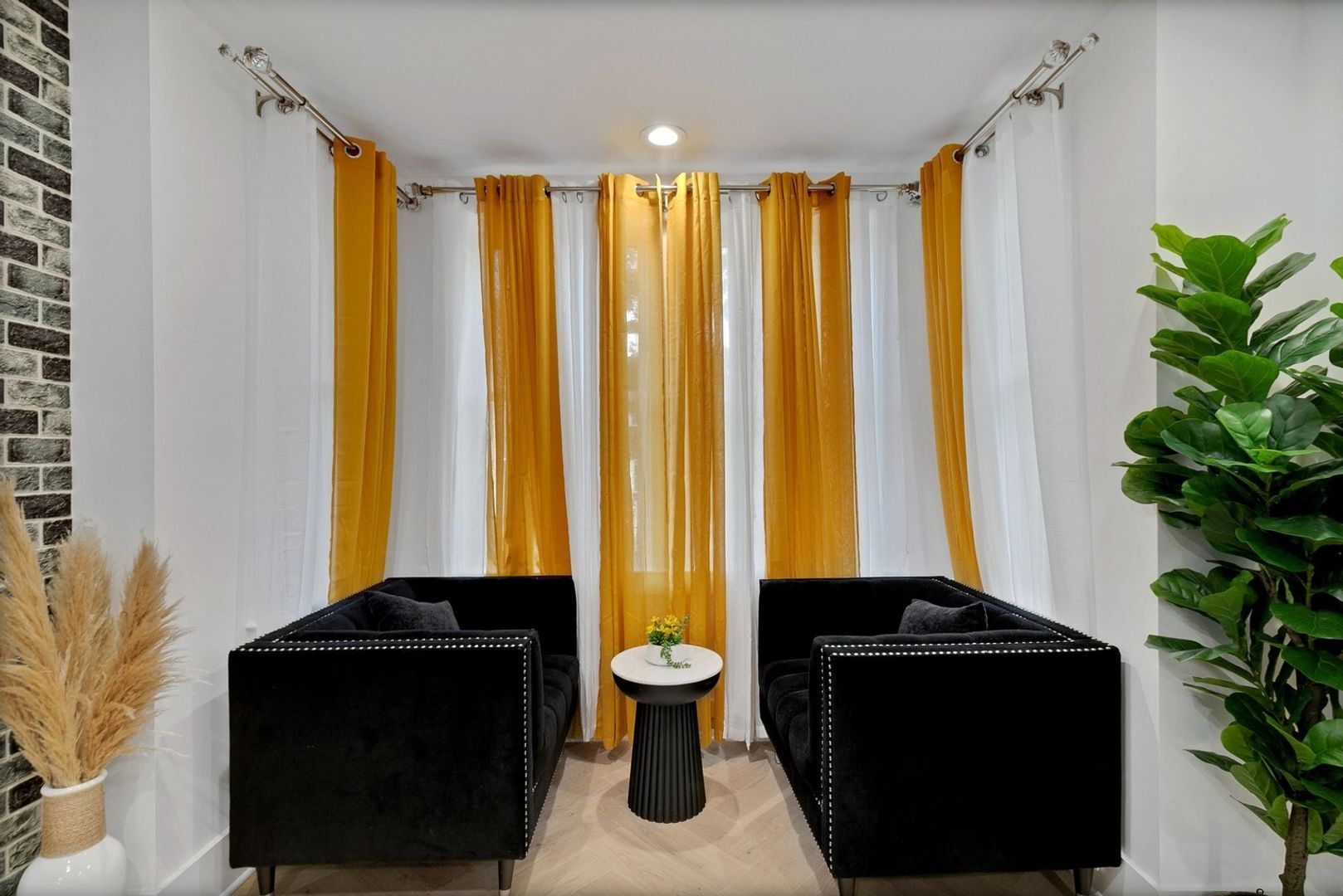 Building Photo - 1417 Montello Ave NE