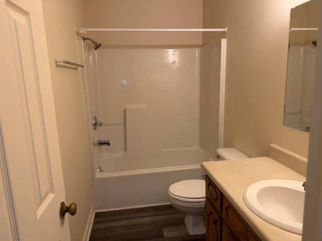 Building Photo - 8 Retriever Ln