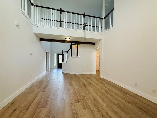 Building Photo - 518 Saffron Ct