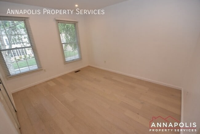 Building Photo - 312 Pytchley Run