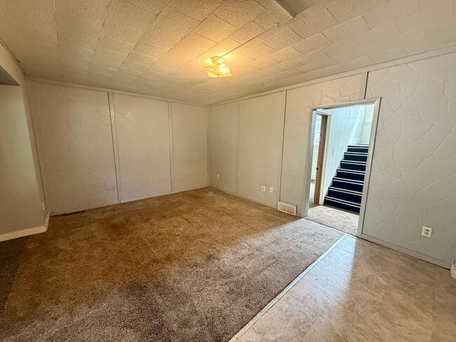Building Photo - 4 Bed 2 Bath Single Family Home in Wausau