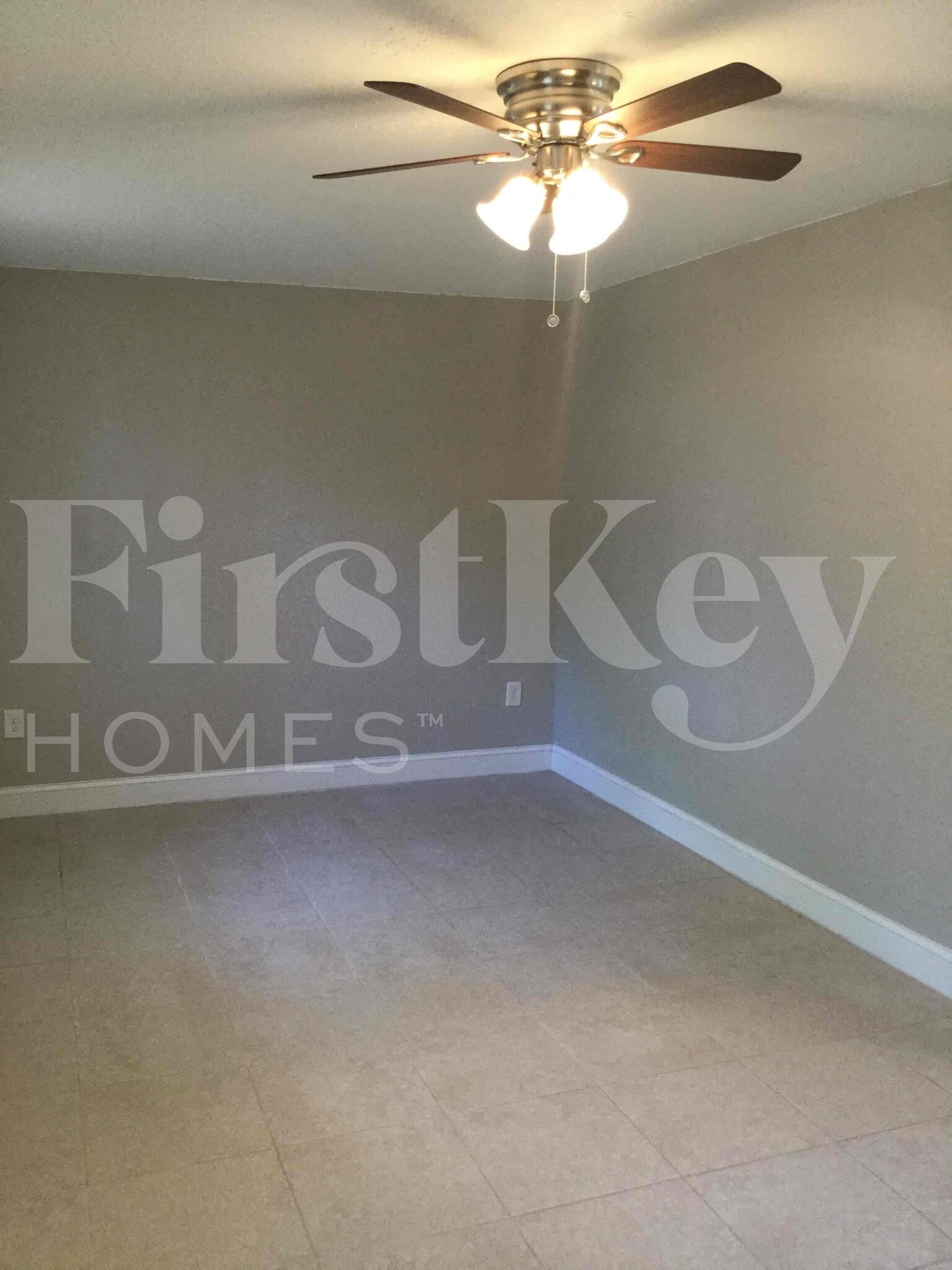 Building Photo - 2610 SW 5th St