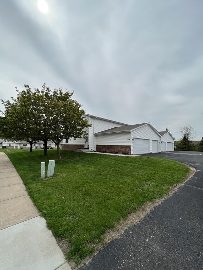 Building Photo - 1428 Glenn Pl