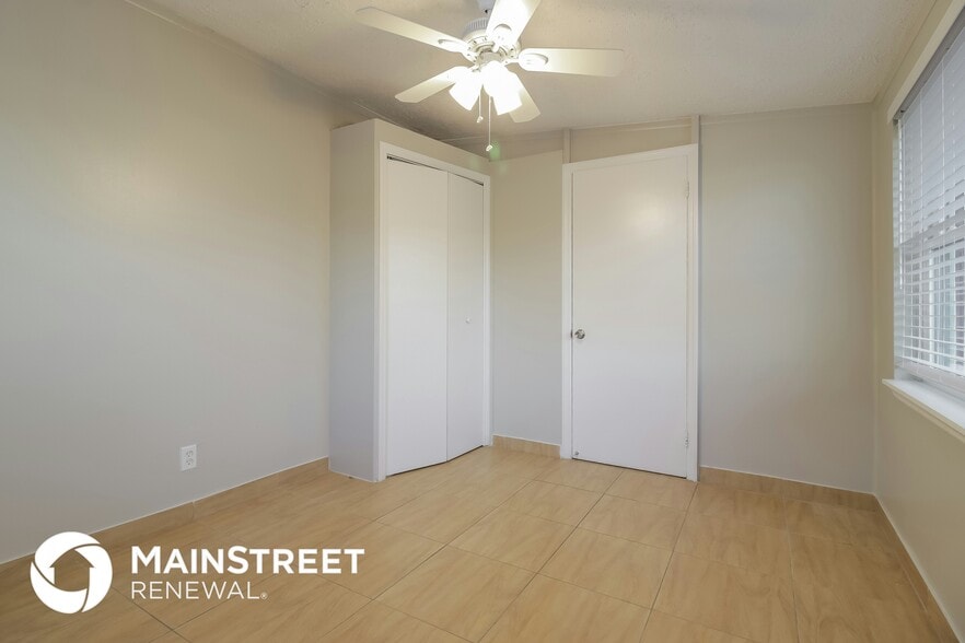 Building Photo - 28 S Oxalis Dr