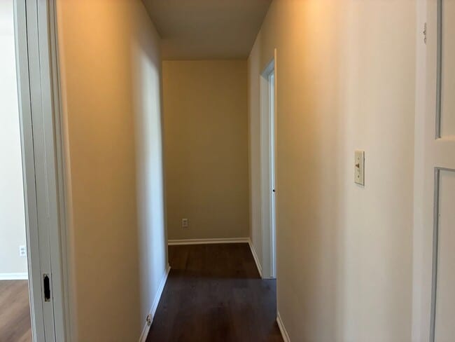 Building Photo - 1387 Eagle Vista Dr