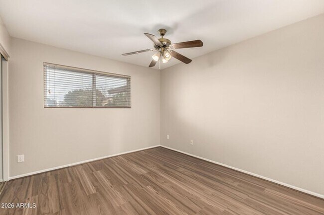 Building Photo - 4731 W Shaw Butte Dr