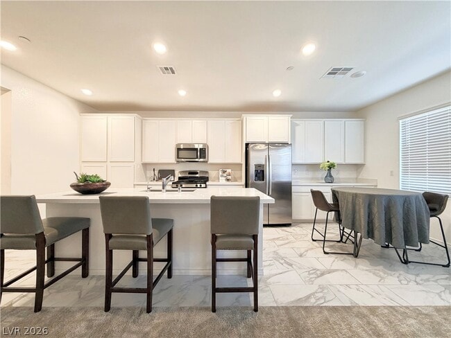 Building Photo - 3289 Vasco Fls Ave