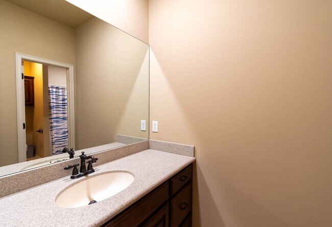 Building Photo - Rare lease opportunity in the exclusive ga...