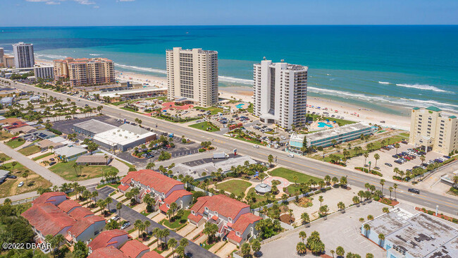 Building Photo - 200 Florida Shores Blvd