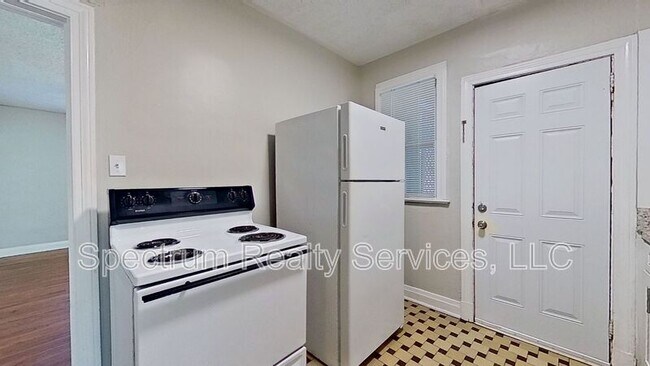 Building Photo - 938 Cordova Pl