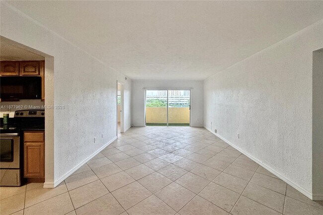 Building Photo - 7410 SW 82nd St