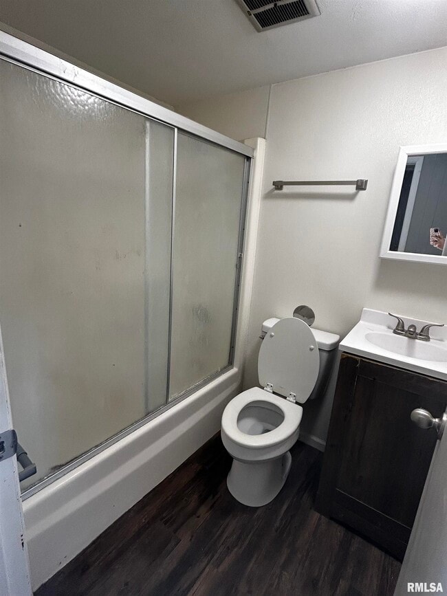 Building Photo - 928 S Stewart St