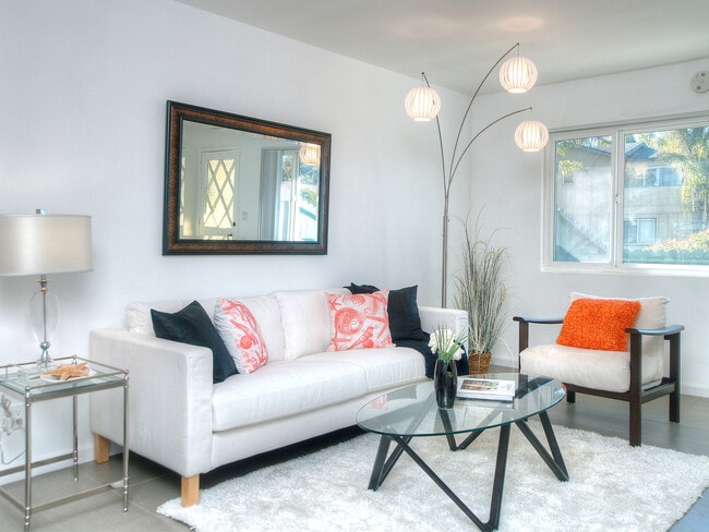 Building Photo - 6671 Sabado Tarde Rd