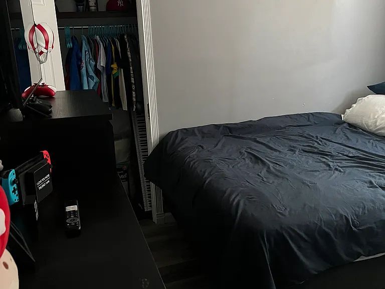 Building Photo - 128 Cedar St