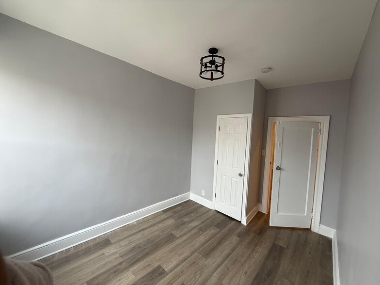 237 Lexington Ave 3F - 243 Lexington Ave