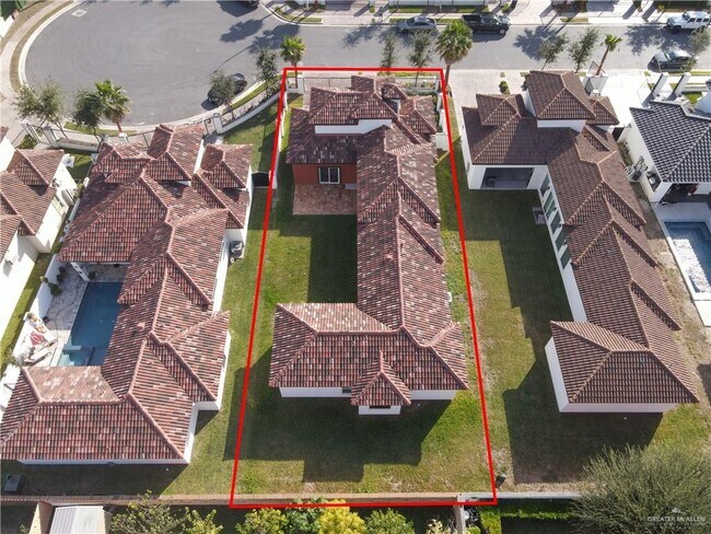 Building Photo - 29 Pecan Ave