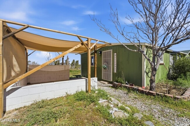 Building Photo - 13237 E Ave W 8