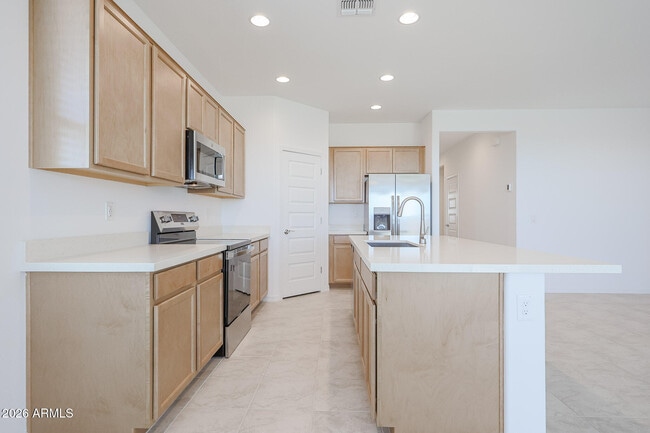 Building Photo - 26161 N 170th Ave