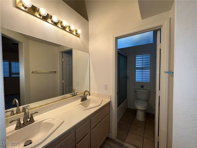 Building Photo - 1708 Eagle Peak Way