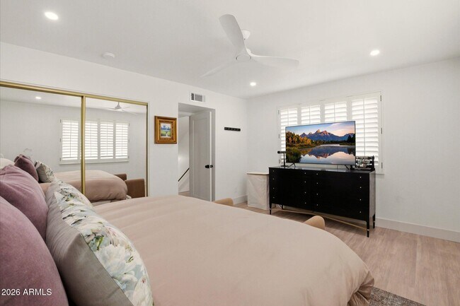 Building Photo - 3702 E Monterosa St