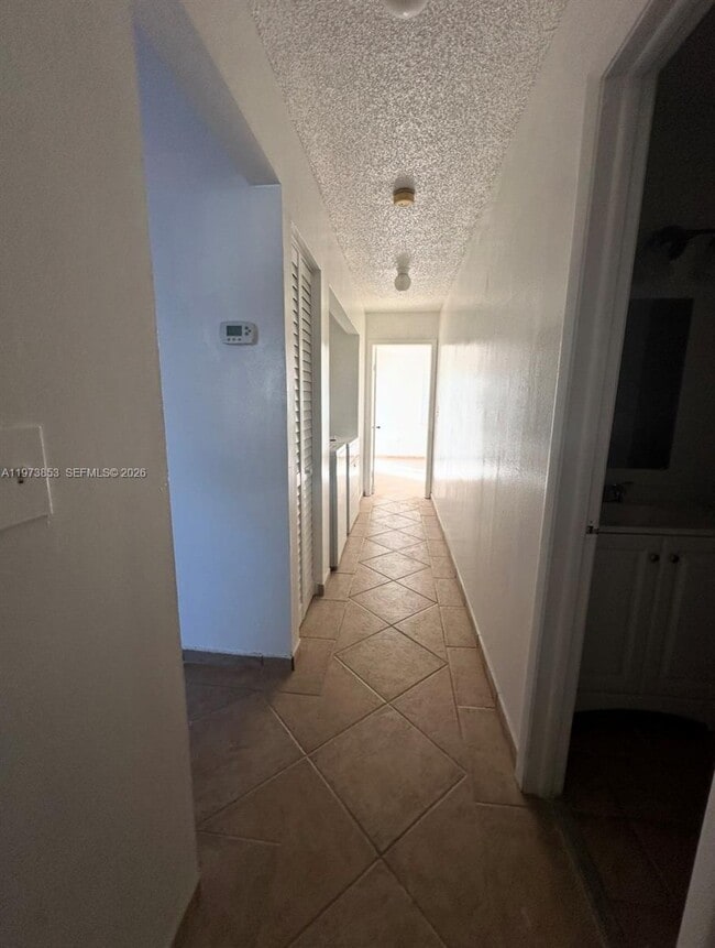 Building Photo - 10360 SW 154th Pl