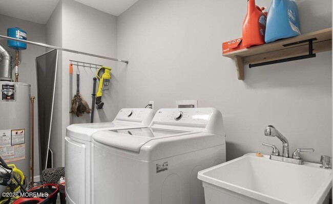 Building Photo - 303 Chestnut Dr