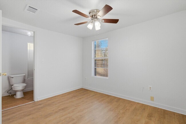 Building Photo - 212 Salinas Rd