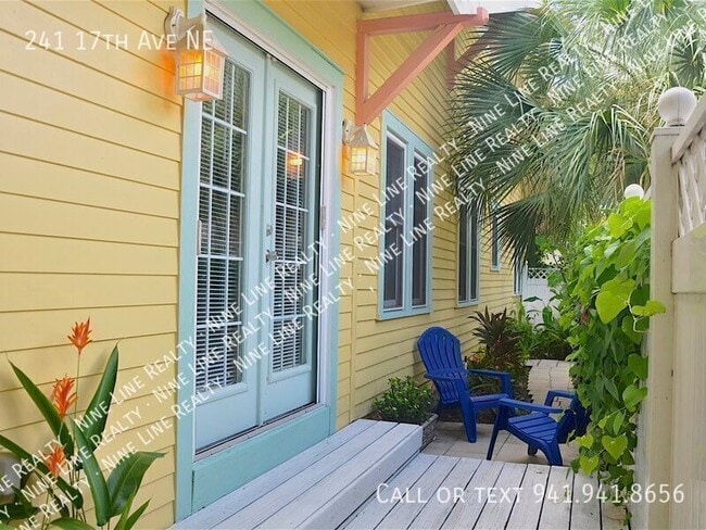 Building Photo - 241 17th Ave NE