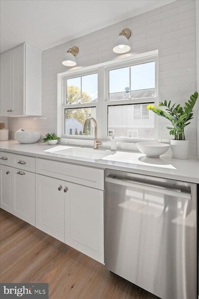 Building Photo - 909 N Irving St