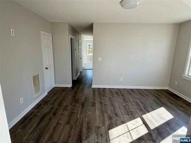 Building Photo - 230 Milford Ave.