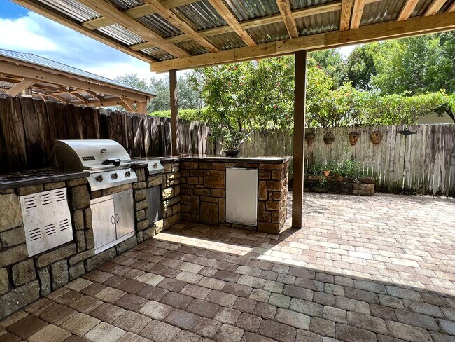 Building Photo - 6900 NW 174th Terrace