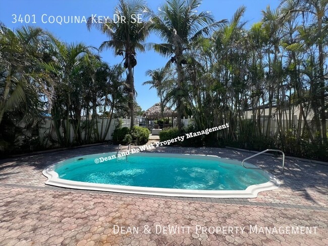 Building Photo - 3401 Coquina Key Dr SE