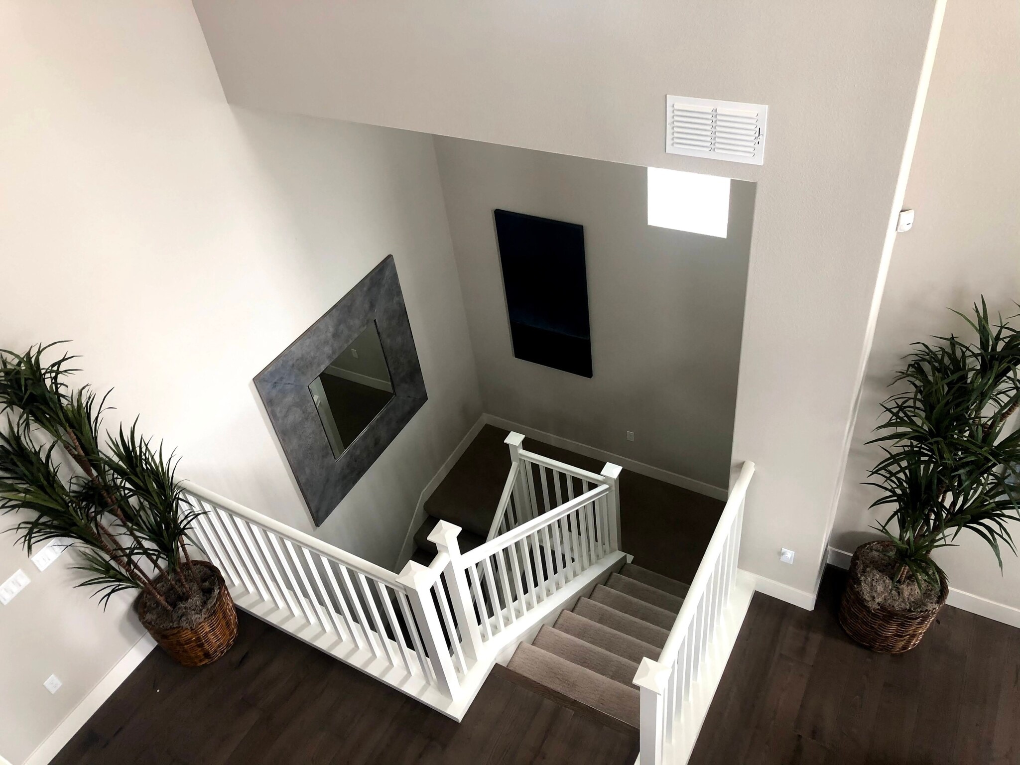 Building Photo - 45079 Insight St