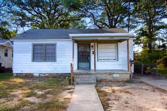 Building Photo - 1709 Marion St