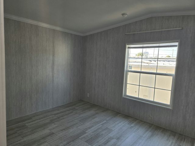 Building Photo - 4125 Park St N