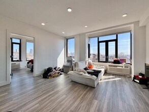 Building Photo - 327 Communipaw Ave