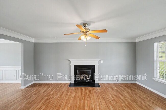 Building Photo - 10521 Barvas St
