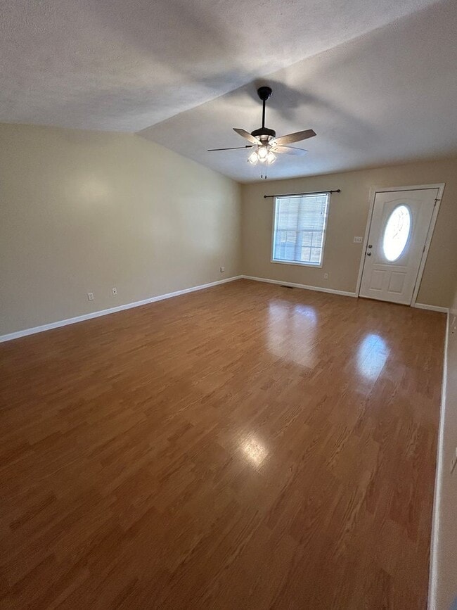 Building Photo - 940 Water St