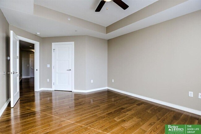 Building Photo - RICH 220 S 31 AVE #3610
